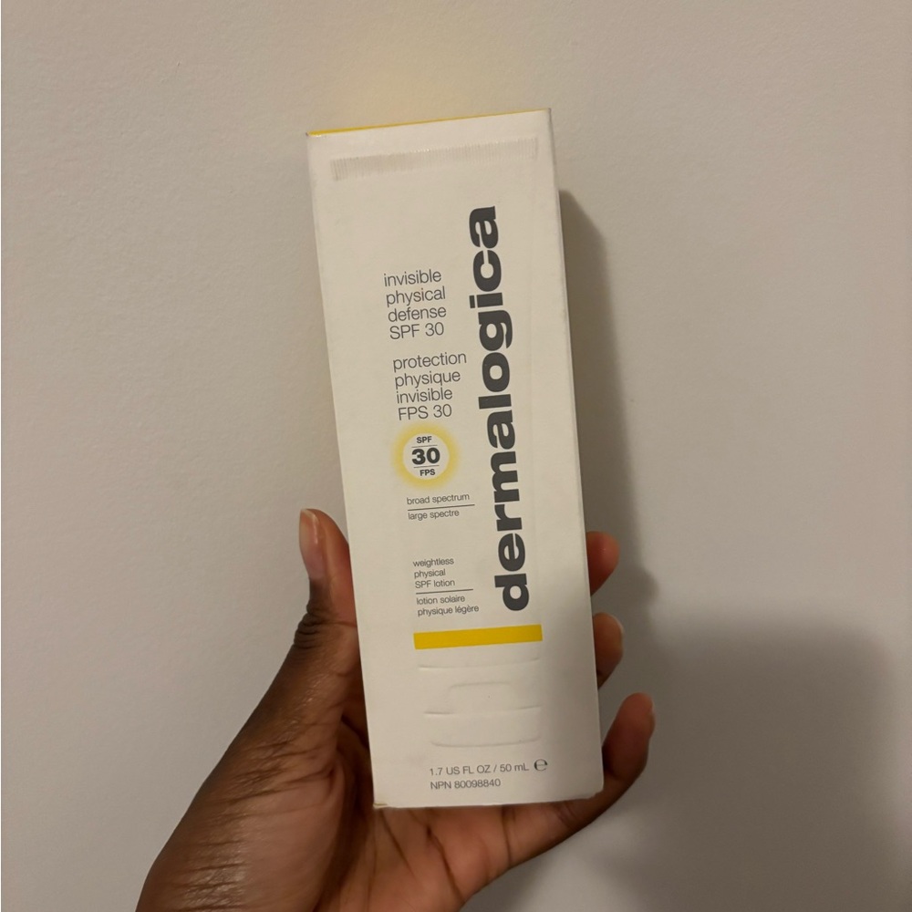 Dermalogica Invisible Physical Defense SPF 30 - Cream and Yellow